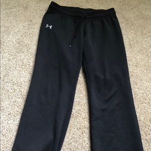 Woman’s Under Armour sweat pants